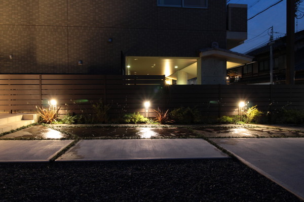 タカショー 庭園灯(ガーデンライト) 和風ライト かすみ格子 ミニ 12V 光源色:電球色 コード:61242000 HGA-D04N 通販 